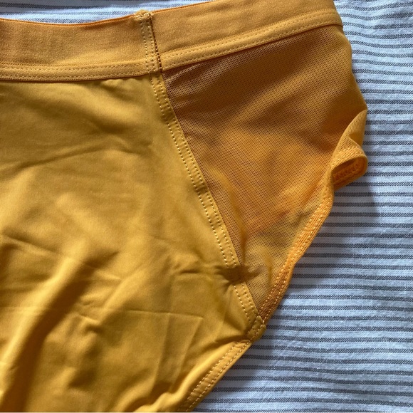 Parade Bundle - High Rise Brief & Cheeky Brief - Picture 9 of 10